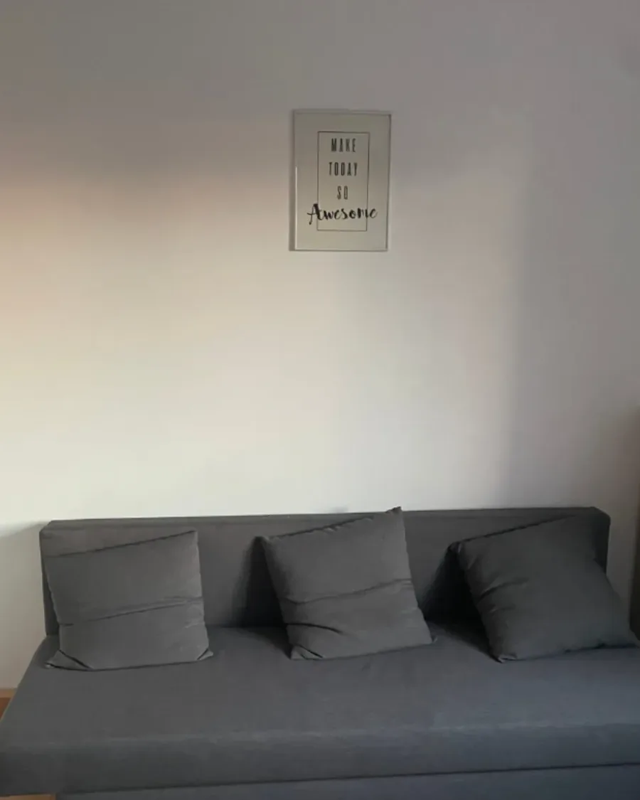 Salon przed home stagingiem